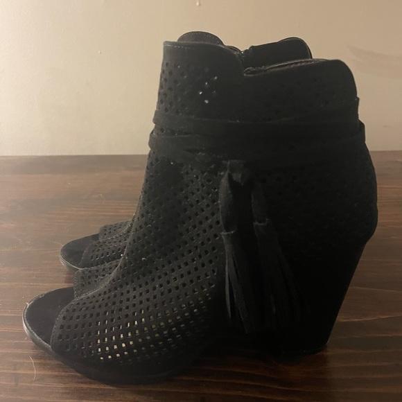 NY&C 3 1/2 inch heel side zipper black - Picture 4 of 7